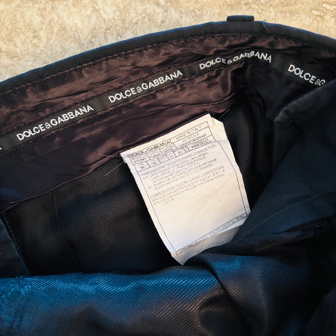 $6000 Dolce & Gabbana Martini Wool and Silk Suit - photo 5