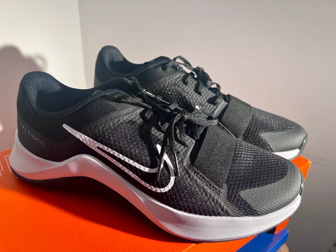 BRAND NEW - Nike Womens MC Trainer 2 - US 11W / 9.5M