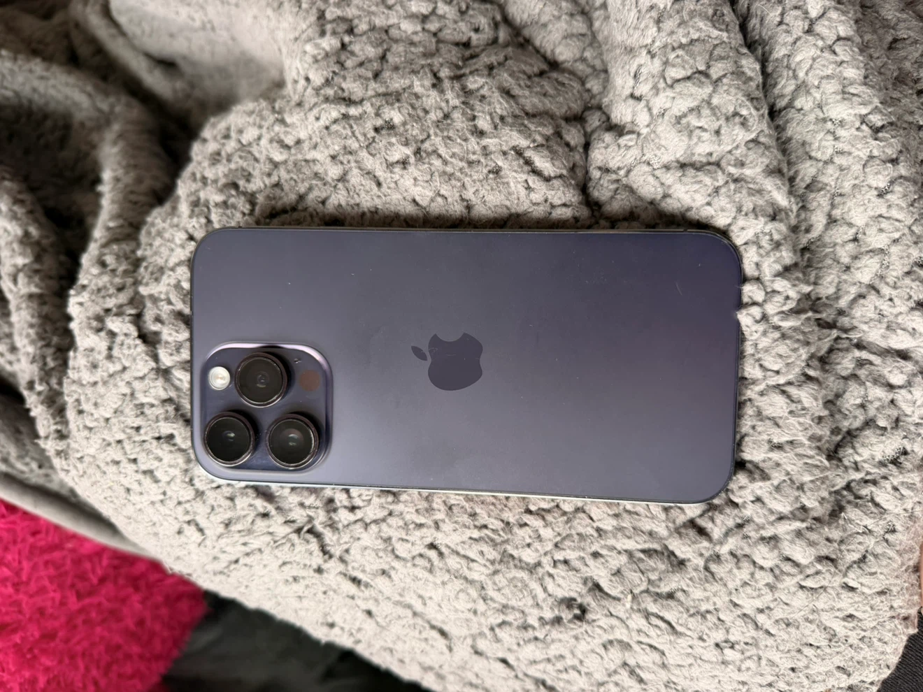 Apple iPhone 14 Pro Deep Purple - photo 2