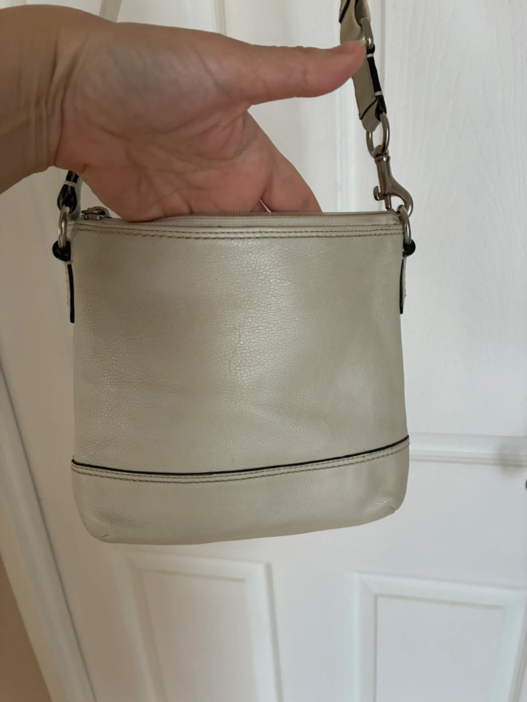 Cream Leather Crossbody Purse - photo 2