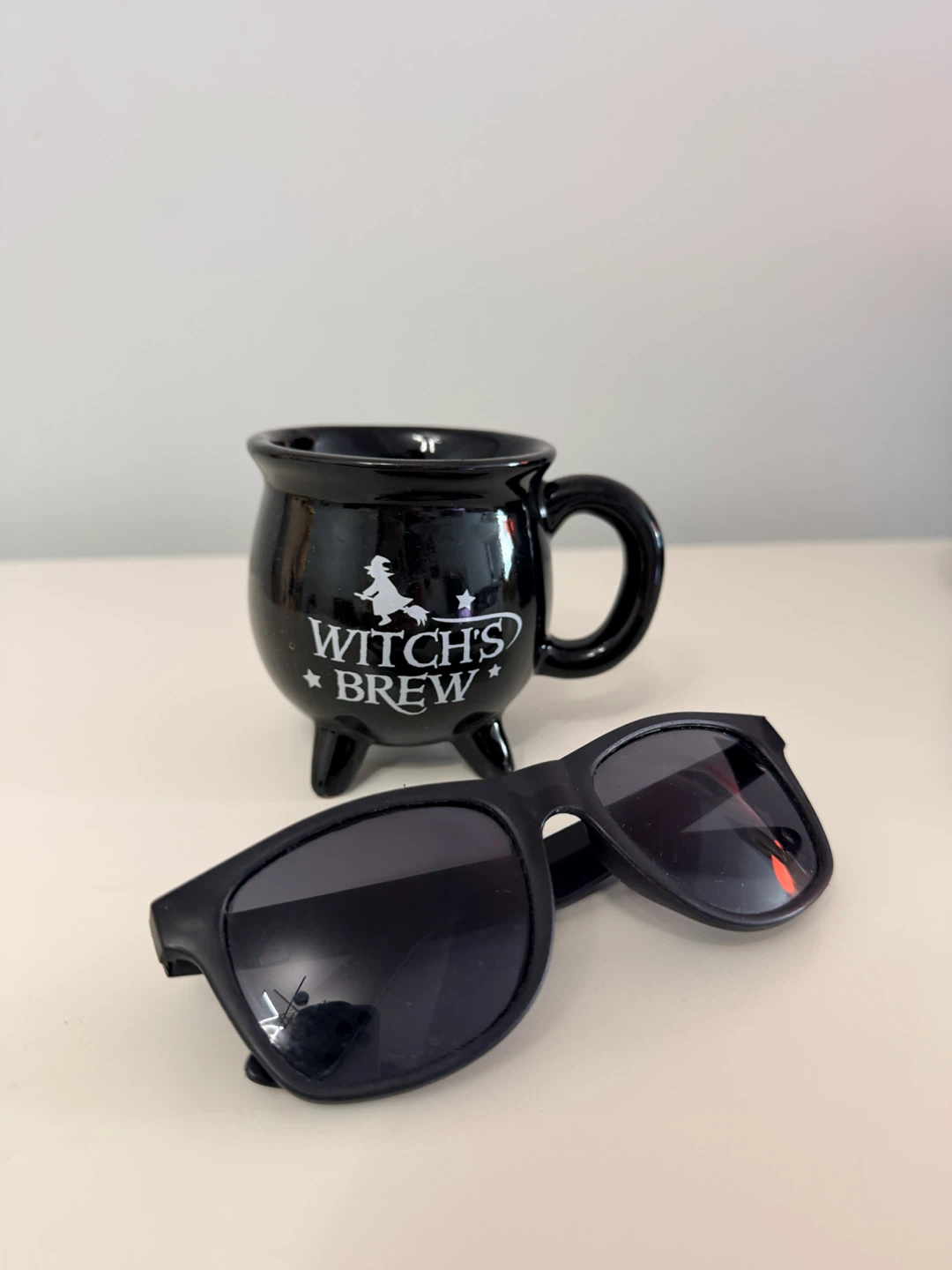 Mini Cauldron mugs  - set of 3 - photo 3