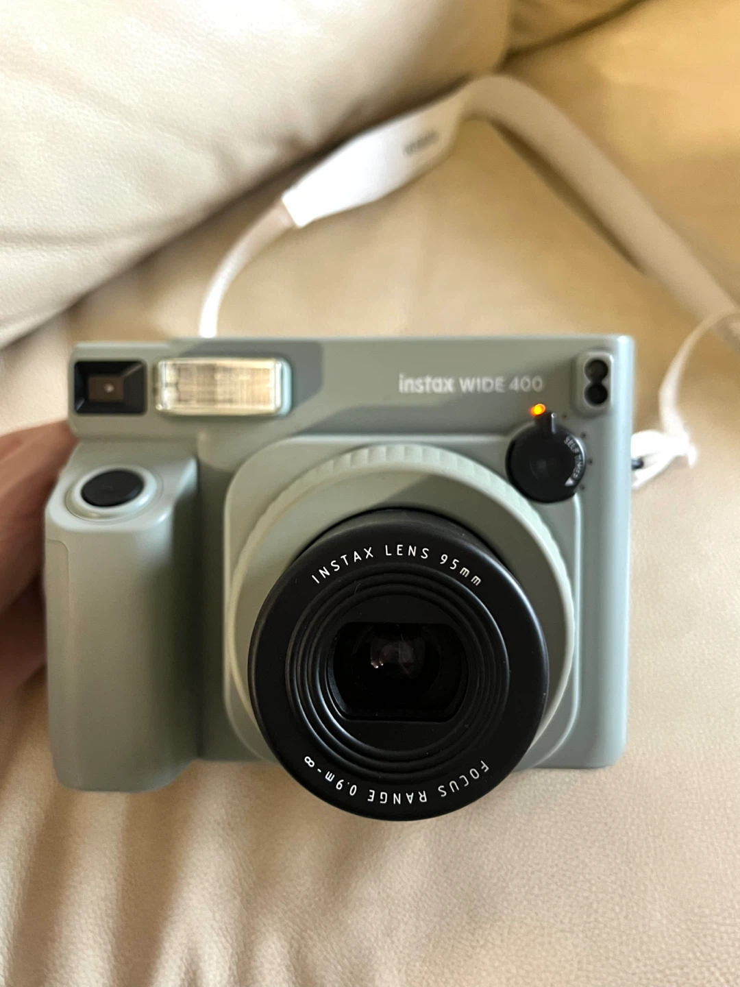 Fujifilm Instax Wide 400 Instant Camera - photo 3