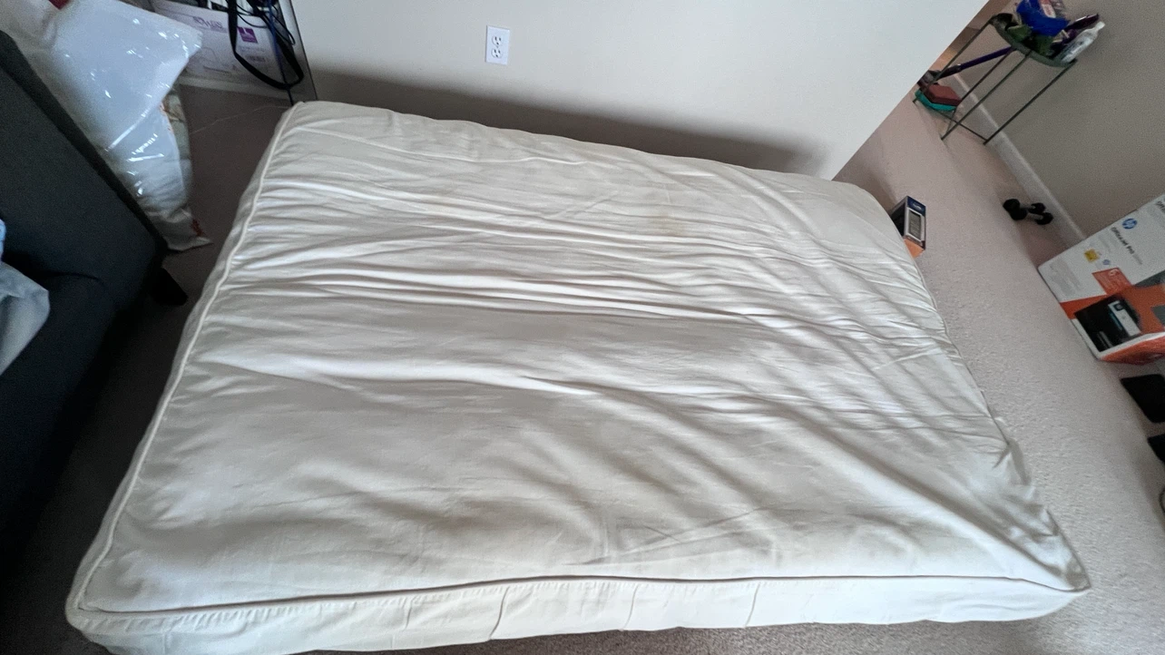 Wooden futon frame with mattress - photo 2