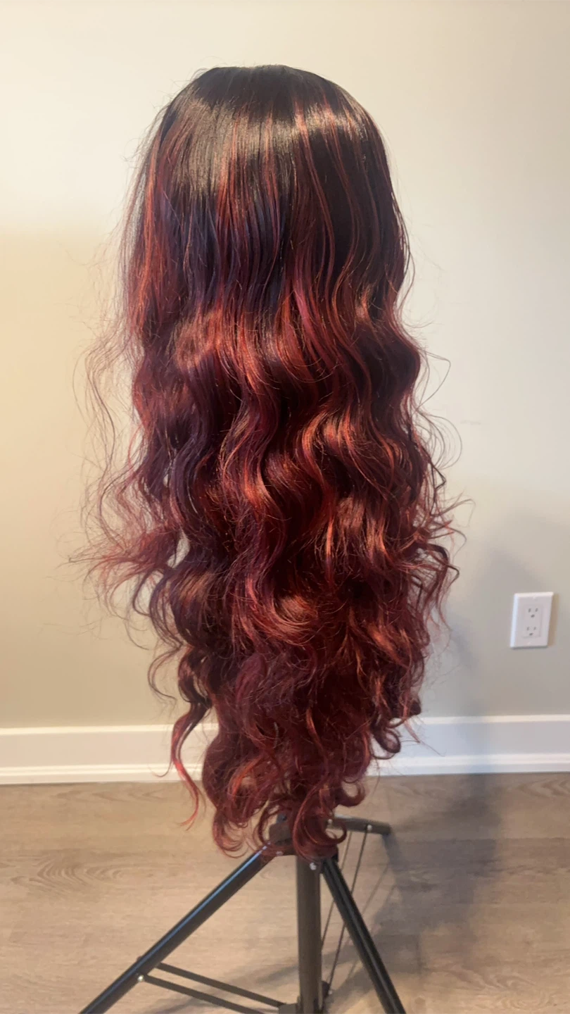 30” Burgundy Ombré Lace Wig - photo 2