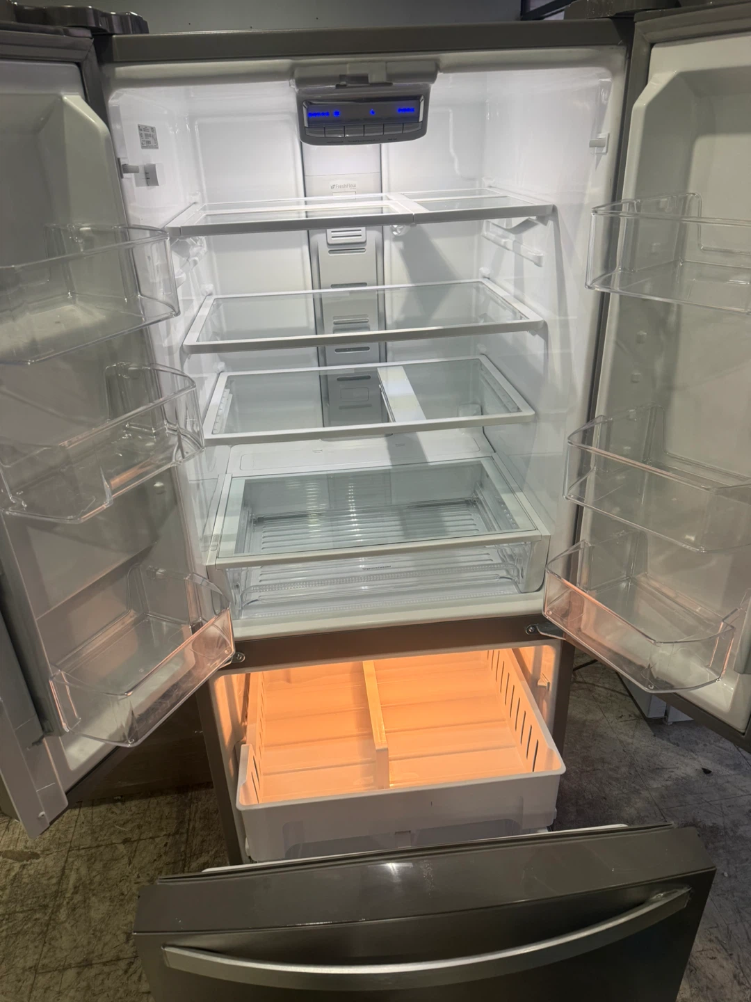 Whirlpool 30”French Door Refrigerator - photo 2