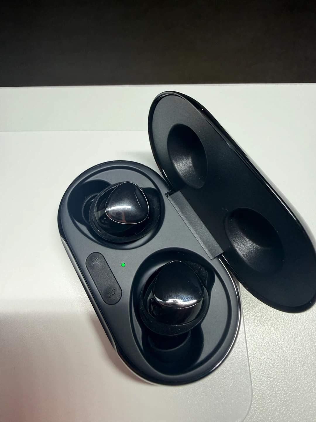 Samsung Galaxy Buds Black - photo 2