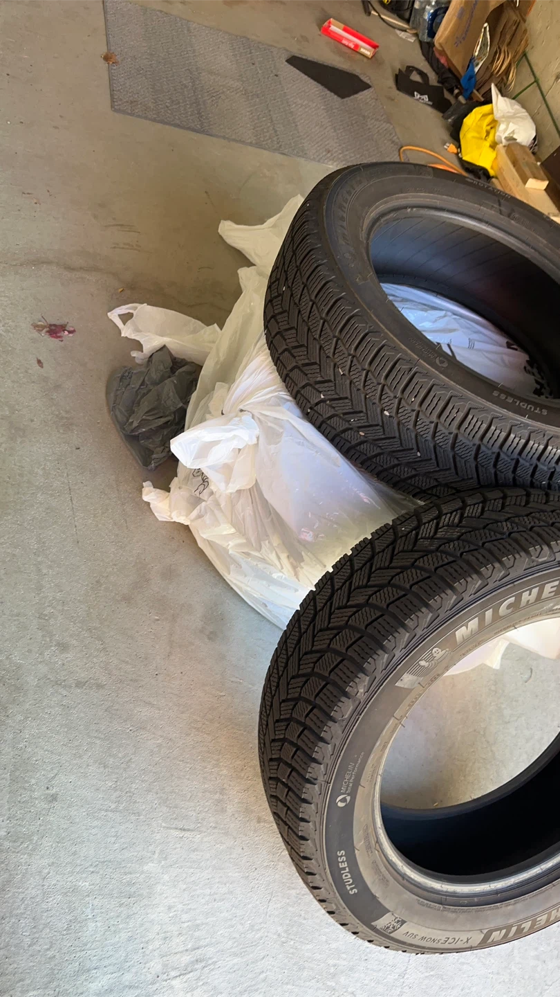 Michelin X-Ice Snow SUV 4 Tires 235/60 R18 - photo 4