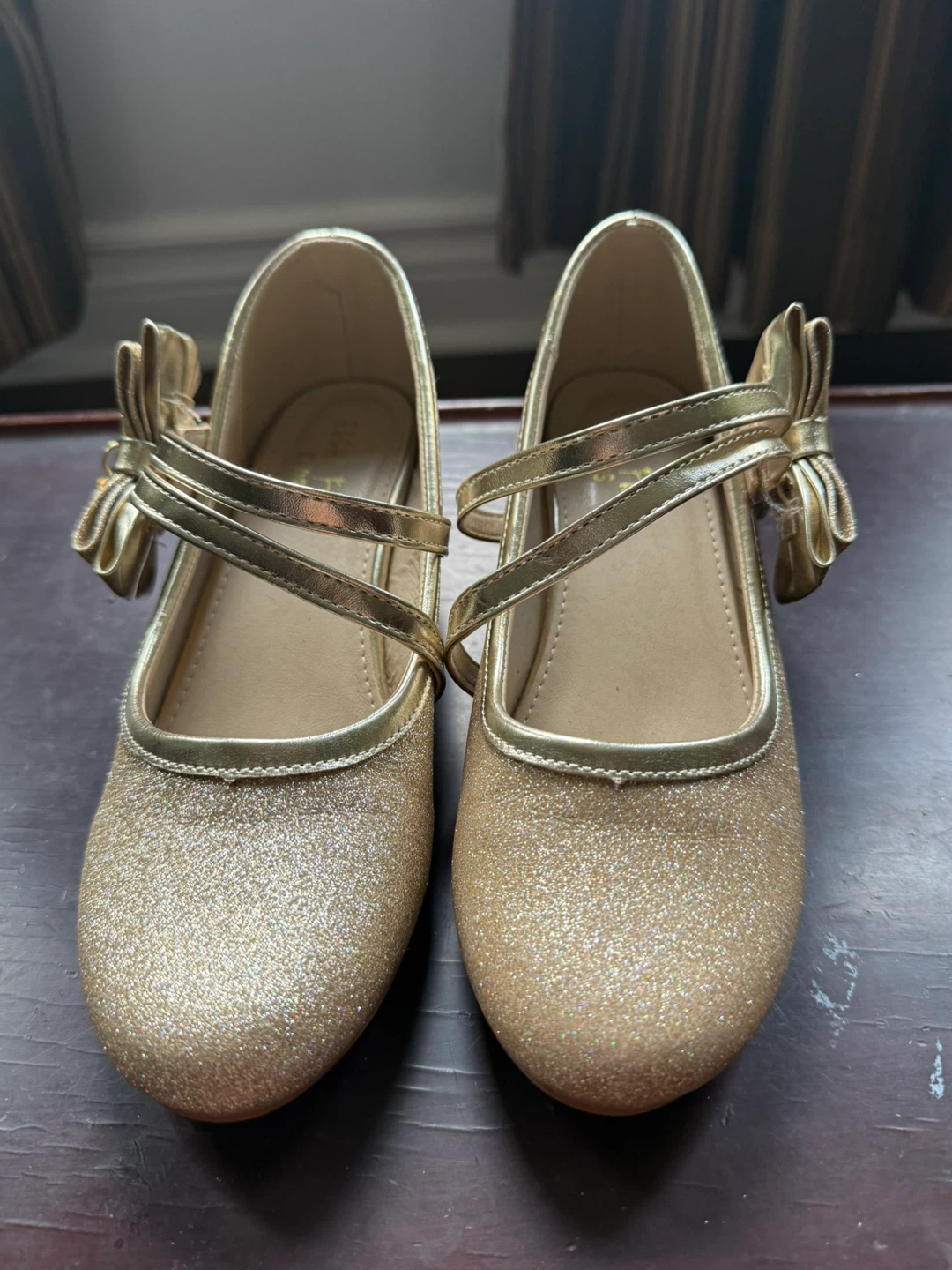 Girls Gold Glitter Dress Shoes
