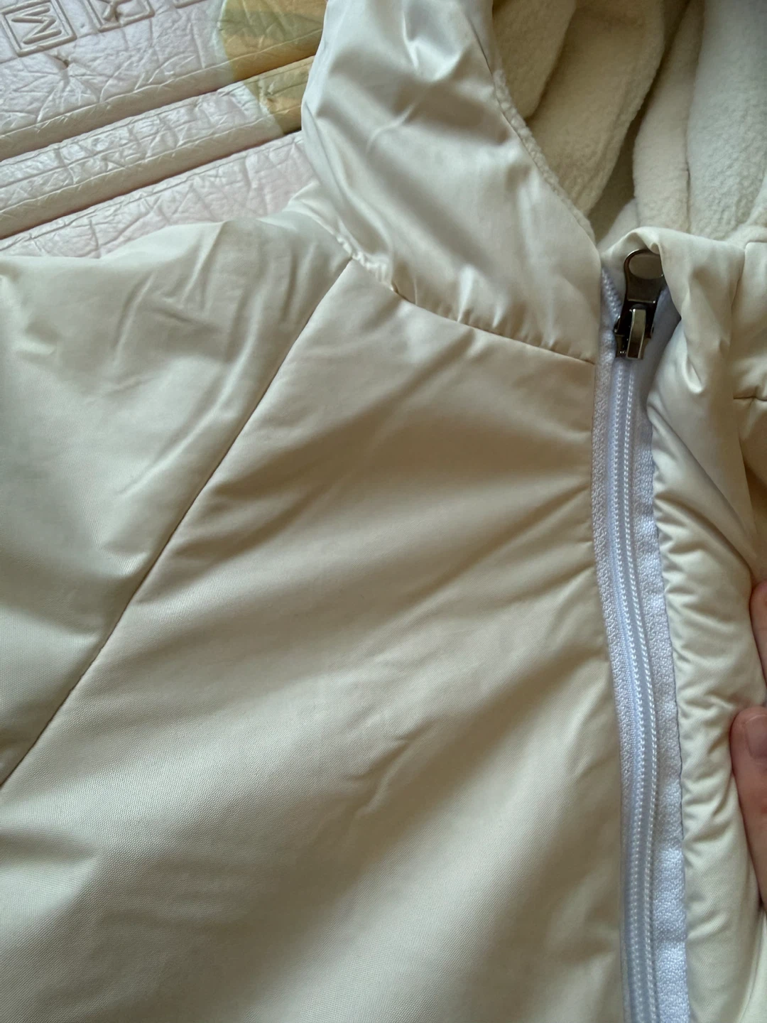 Newborn  swaddle wrap 0-3 - photo 3