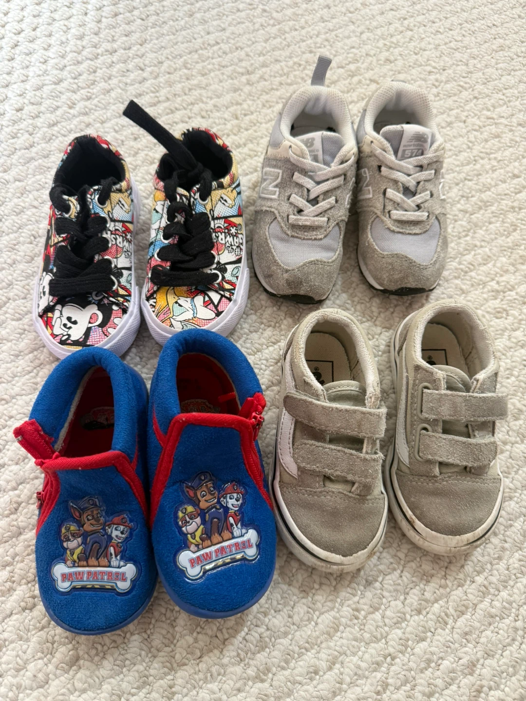 Assorted Kids Shoes - Size 5/6