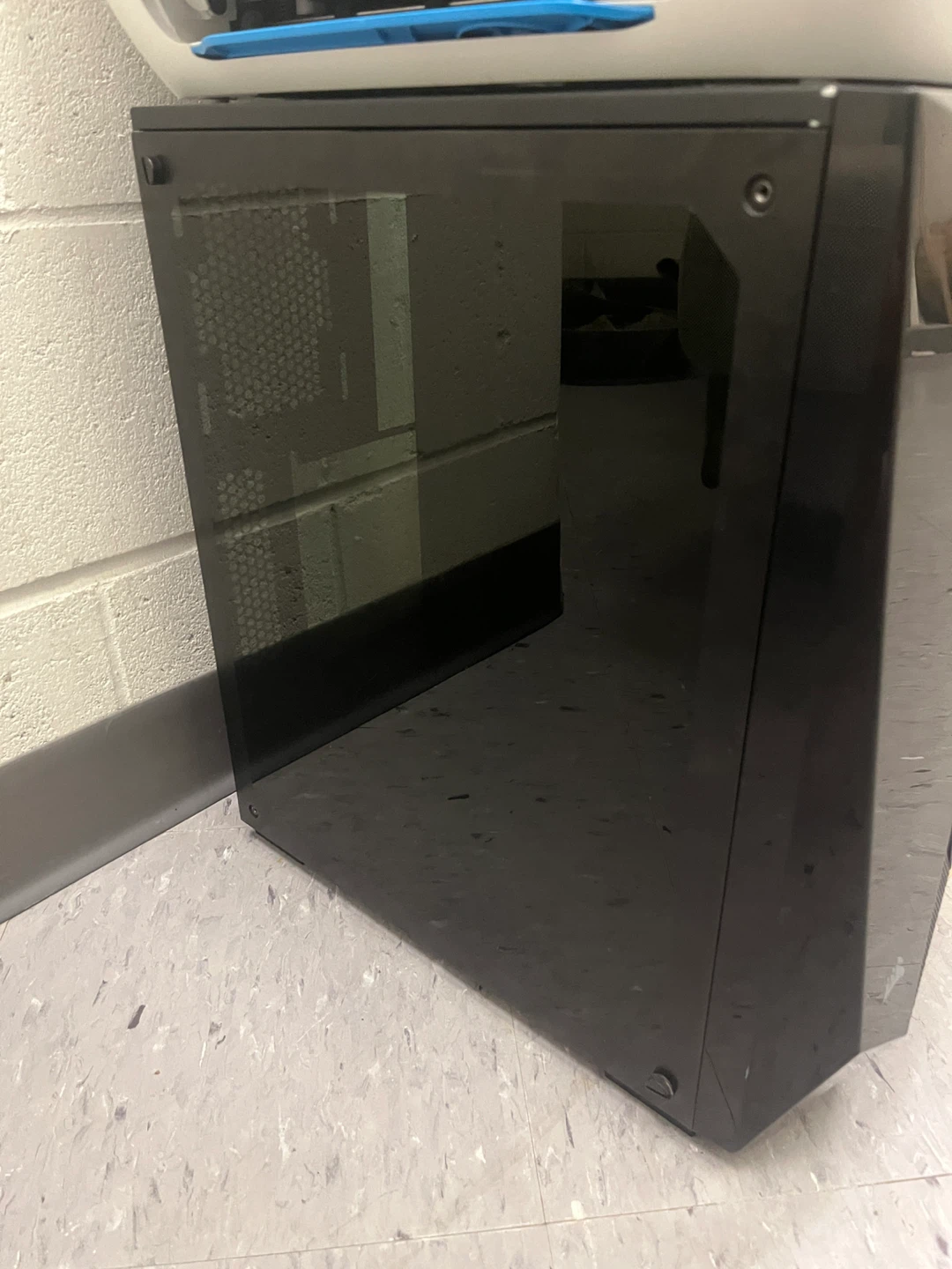 Free computer case