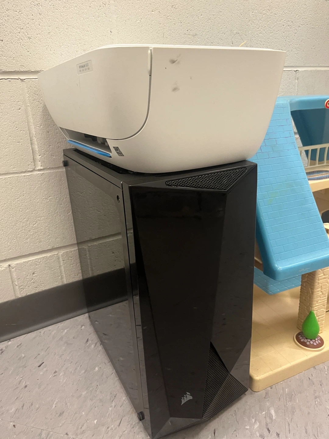 Free computer case - photo 2