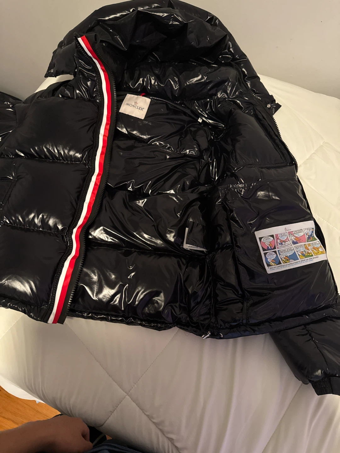Moncler Black Puffer Jacket - photo 2