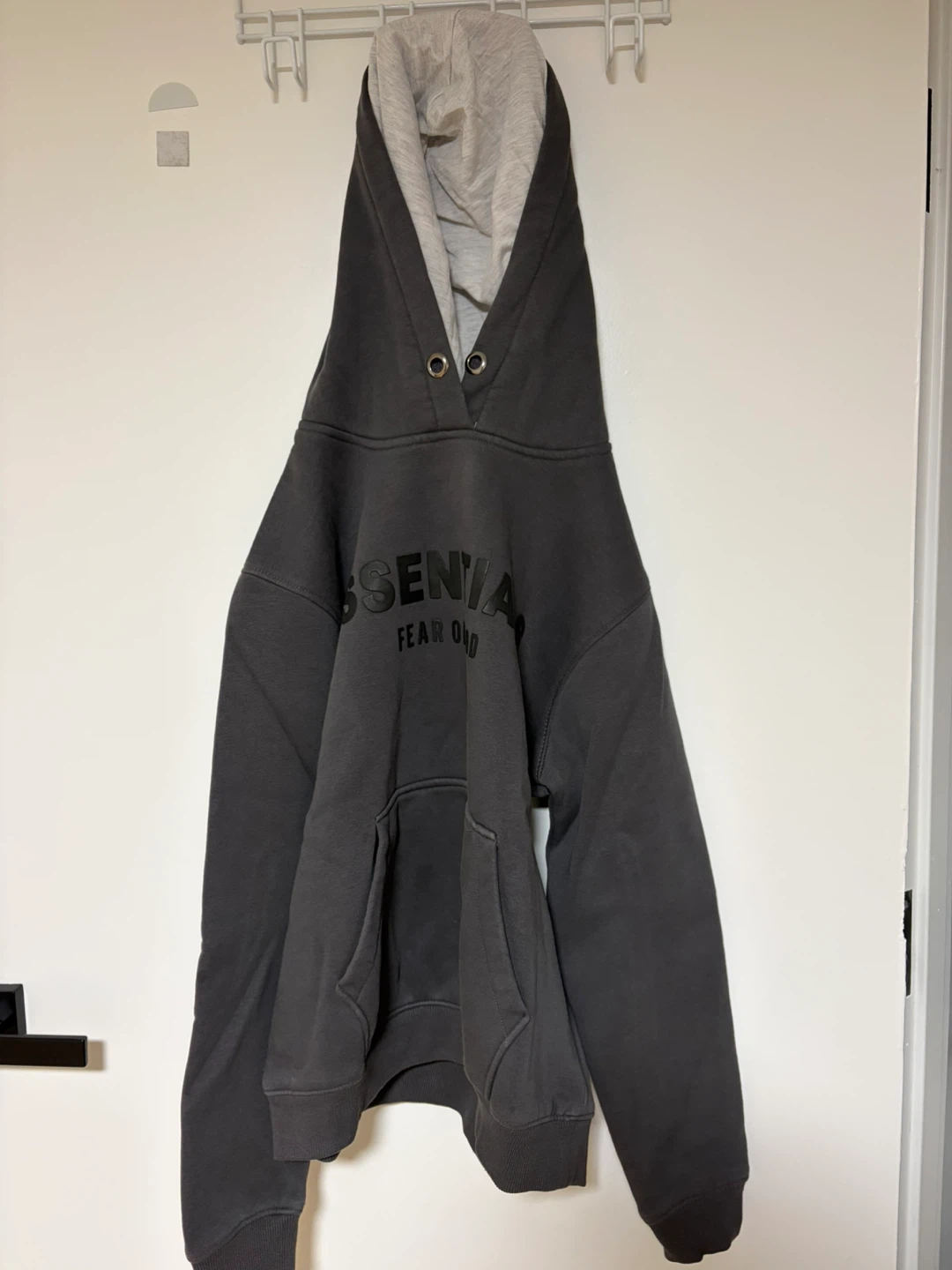 Assorted Clothing Bundle - photo 3