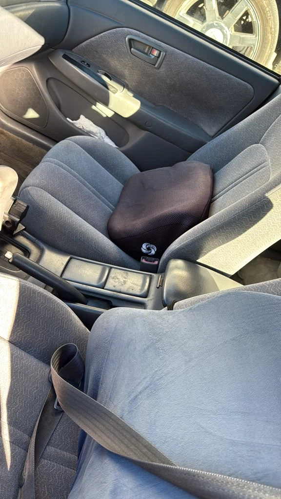 1999 Toyota Camry LE - photo 3