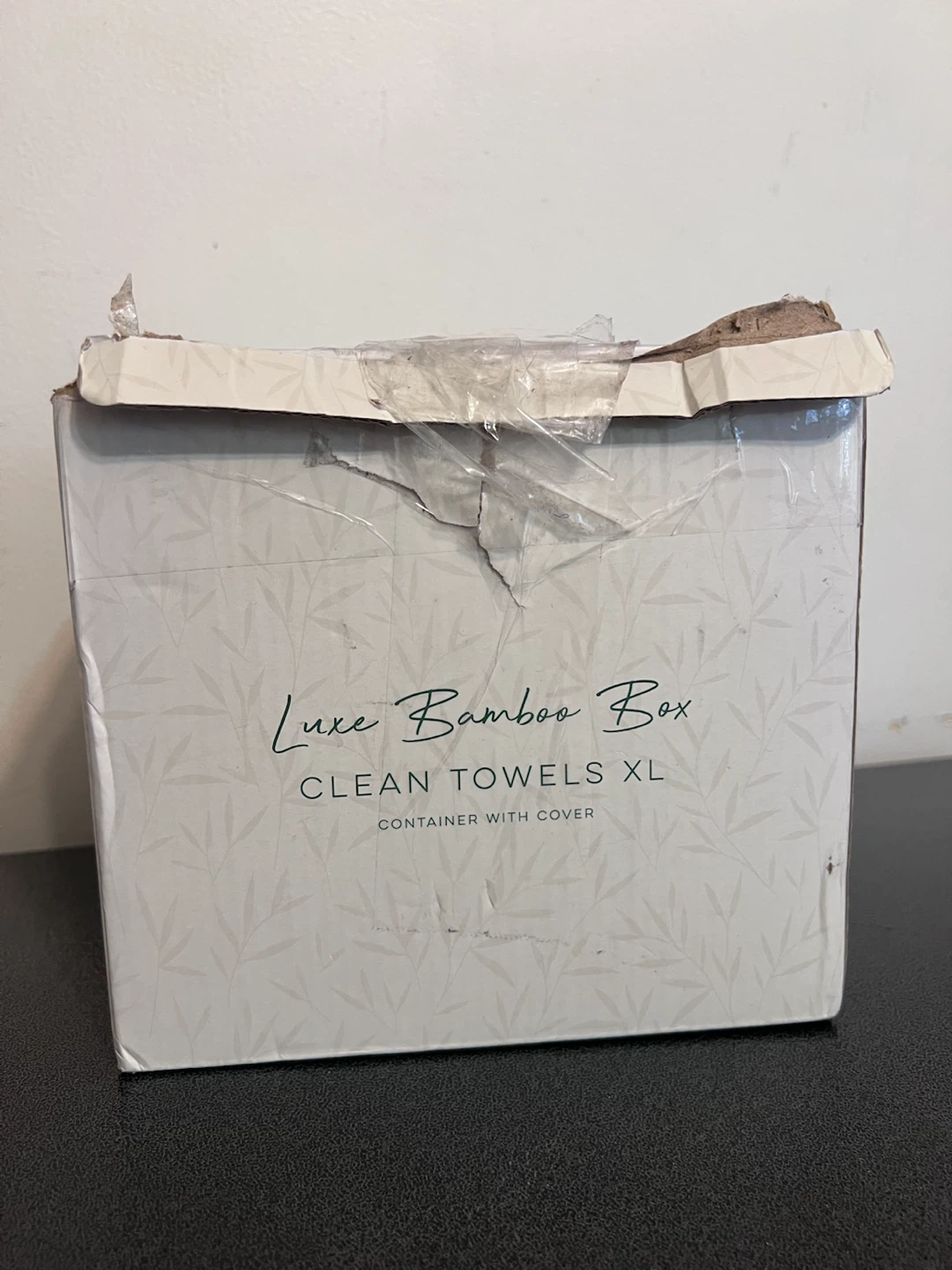 Clean Skin Club Luxe Bamboo Box + 50 Clean Towels XL – BRAND NEW