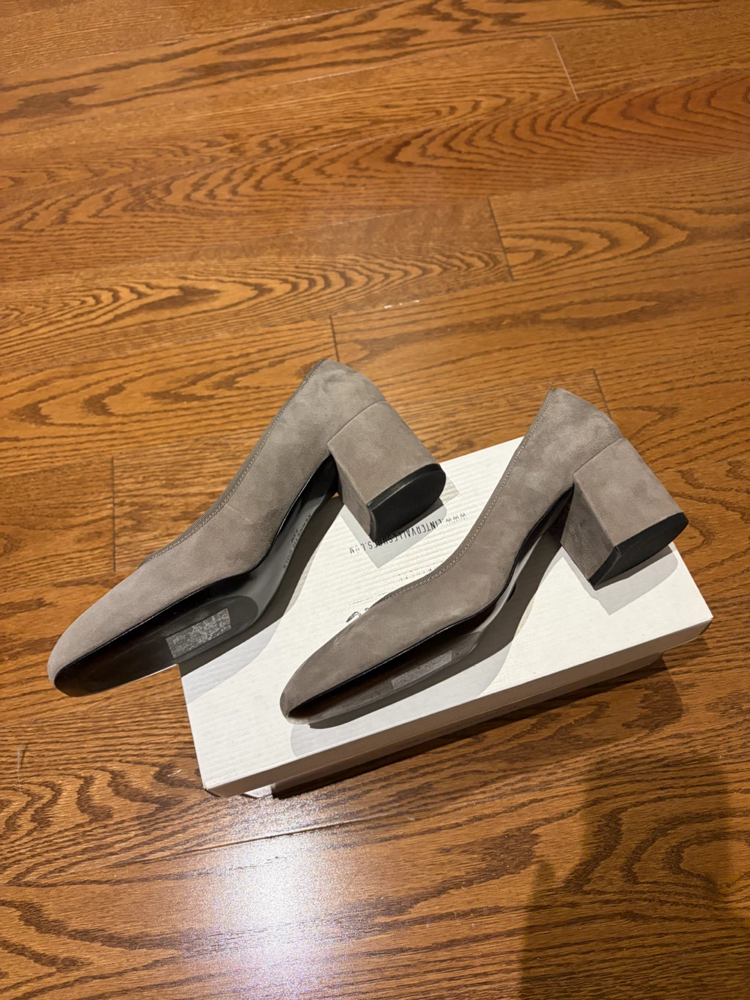 Kenneth Cole Suede Block Heels Size 7.5 - photo 2