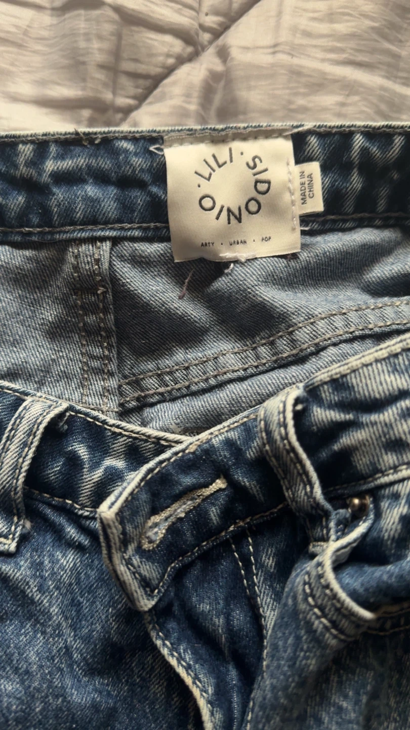 Lili Sidonio Acid Wash Heart Print Jeans - photo 2