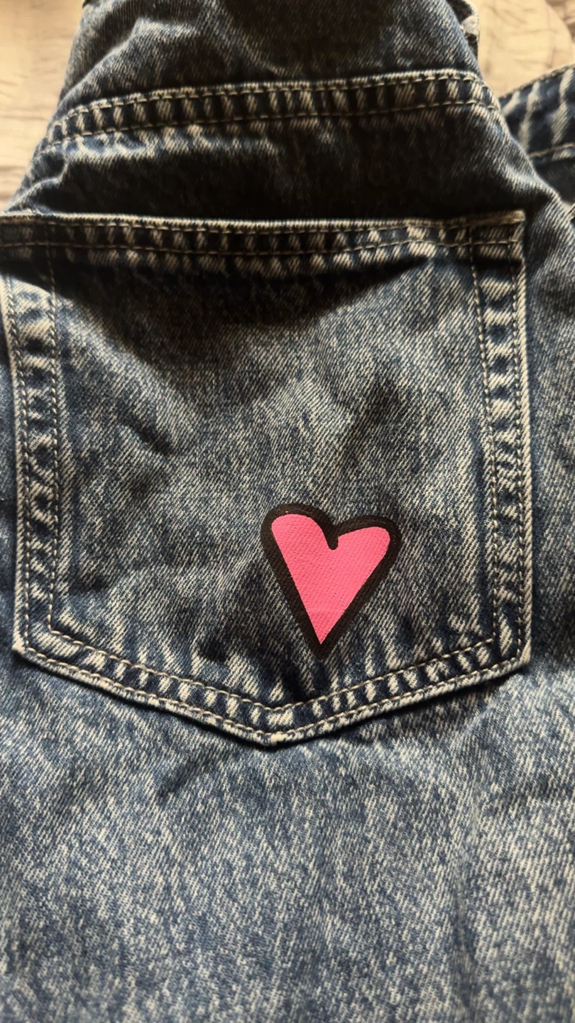 Lili Sidonio Acid Wash Heart Print Jeans - photo 3