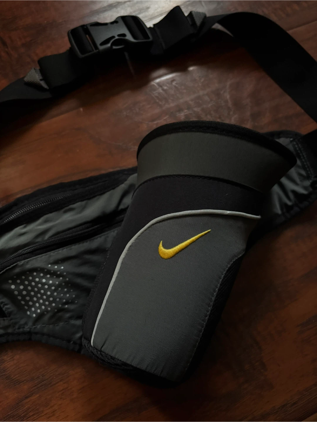 Vintage Nike y2k hydration belt bag crossbody pack acg - photo 2