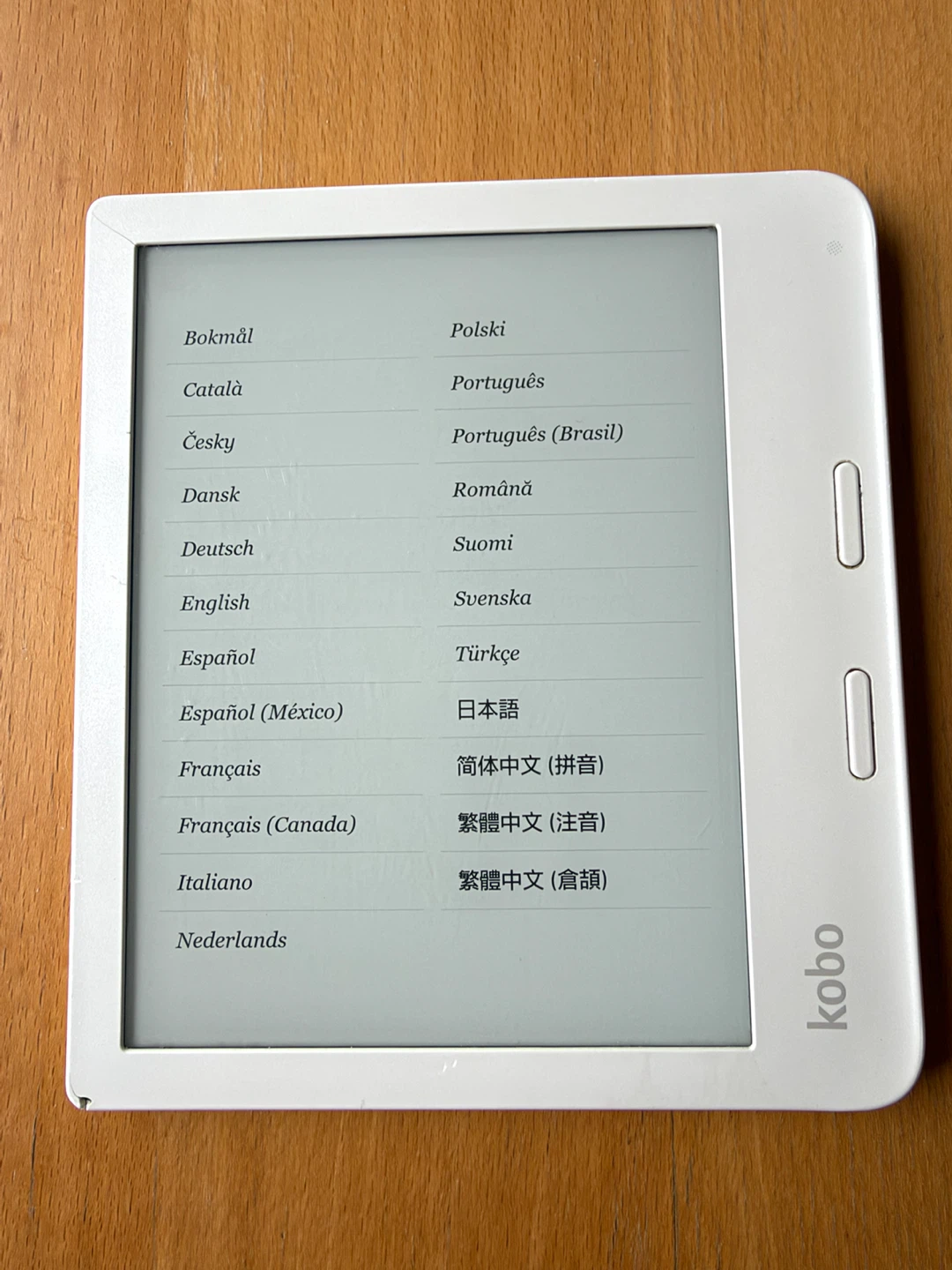 Rakuten Kobo E-Reader - photo 2