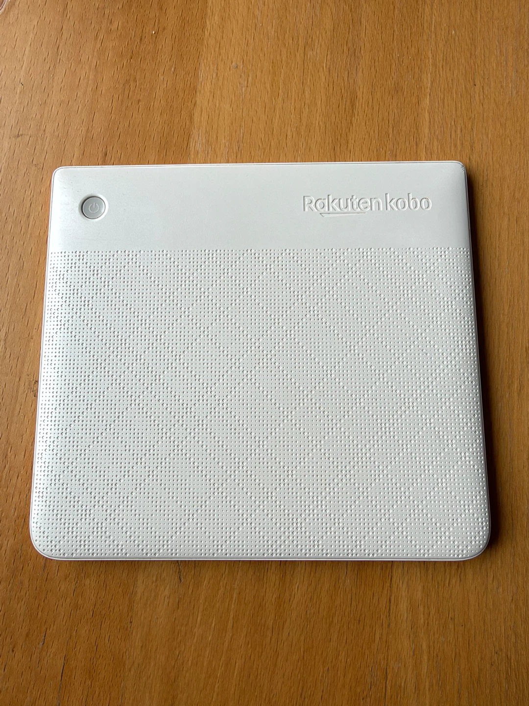 Rakuten Kobo E-Reader - photo 3