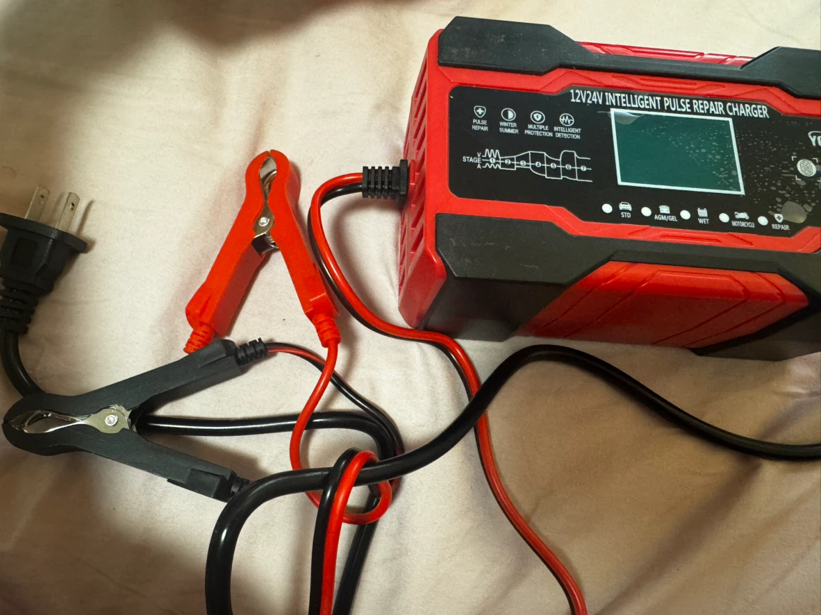 Yonhan Intelligent Pulse Repair Battery Charger - photo 4