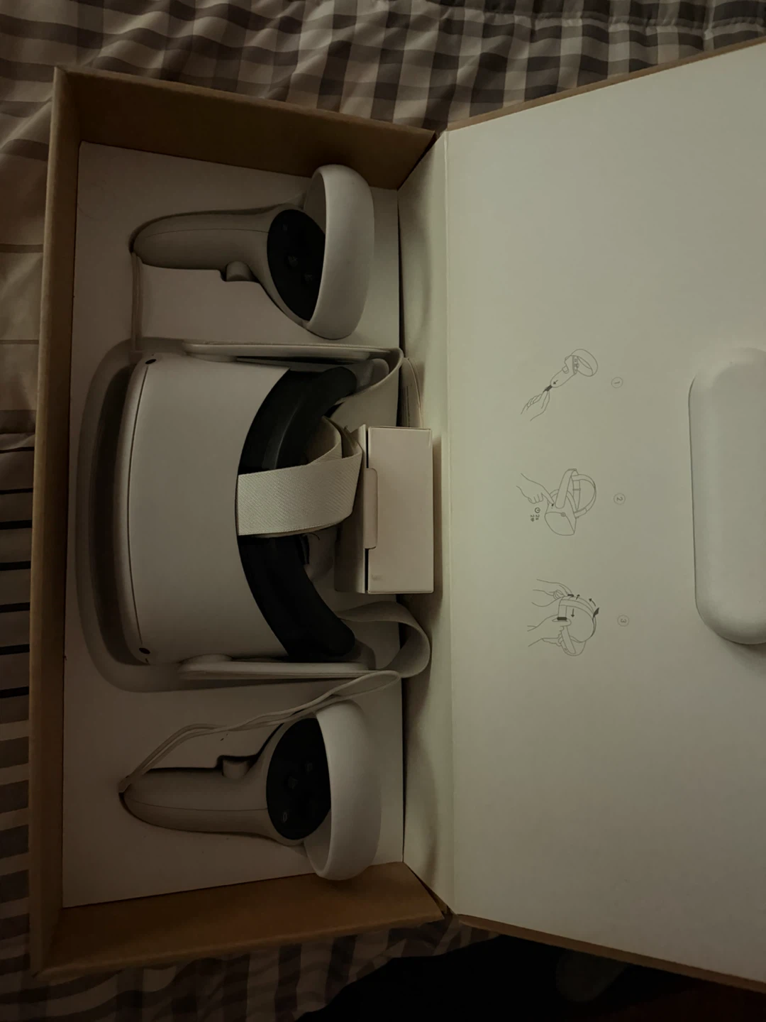 Oculus Quest 2 VR Headset - photo 5