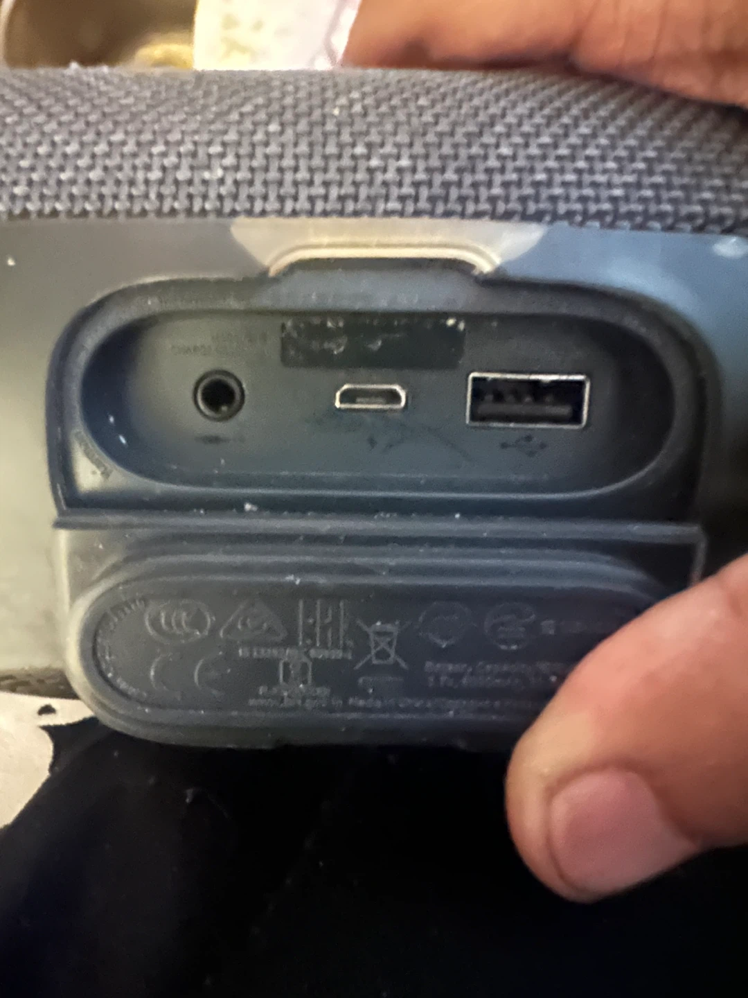 Jbl Charge Essential Waterproof Bluetooth speaker