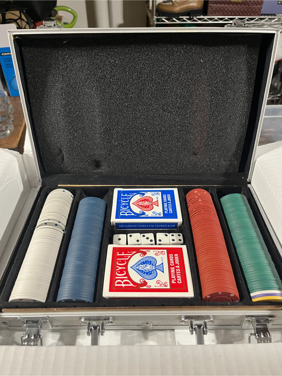 Poker Chip Set in Aluminum Case