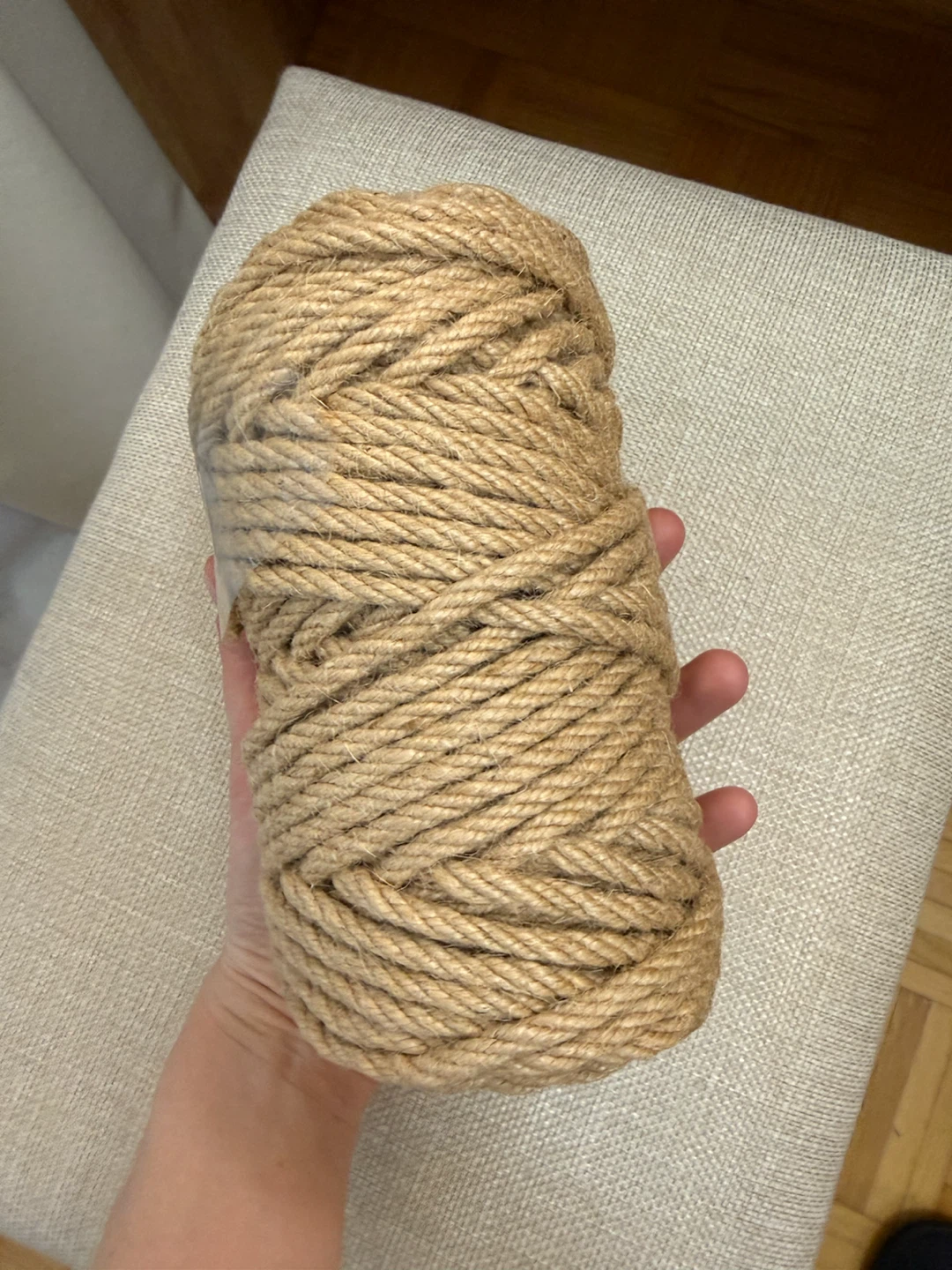 Cat scratching rope (brand new) - photo 2