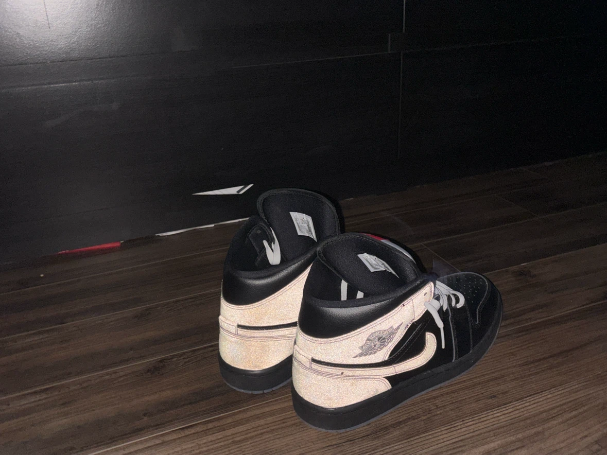 Air Jordan 1 Mid Black Reflective Sneakers - photo 5