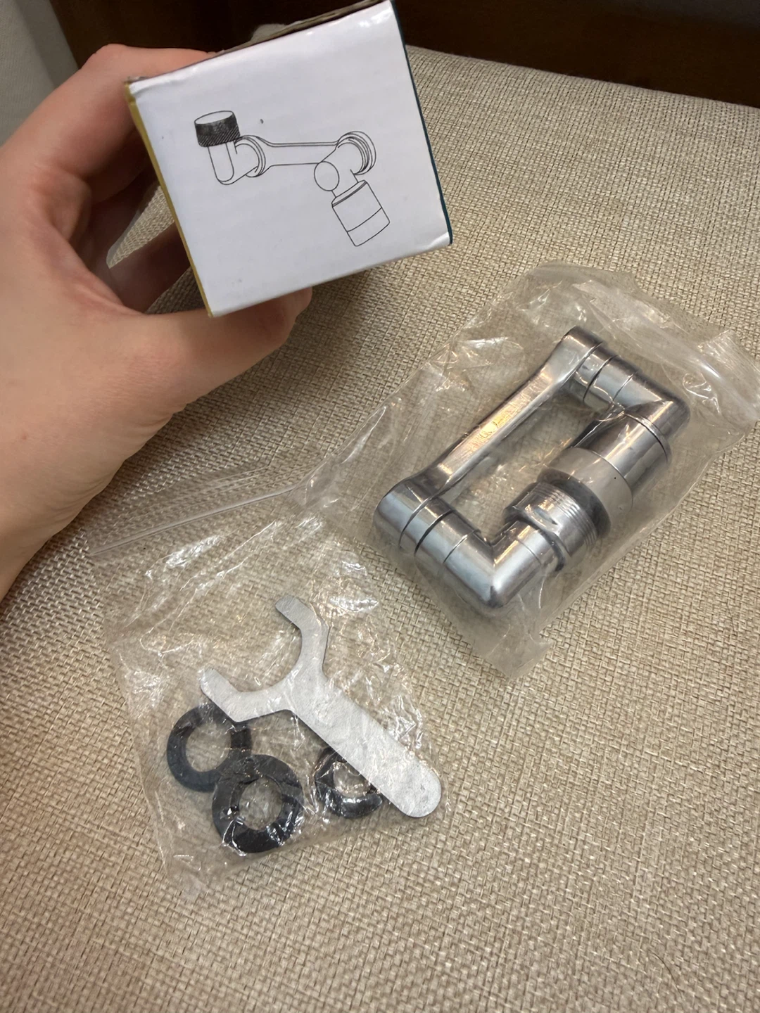 Rotating faucet extender (brand new) - photo 3