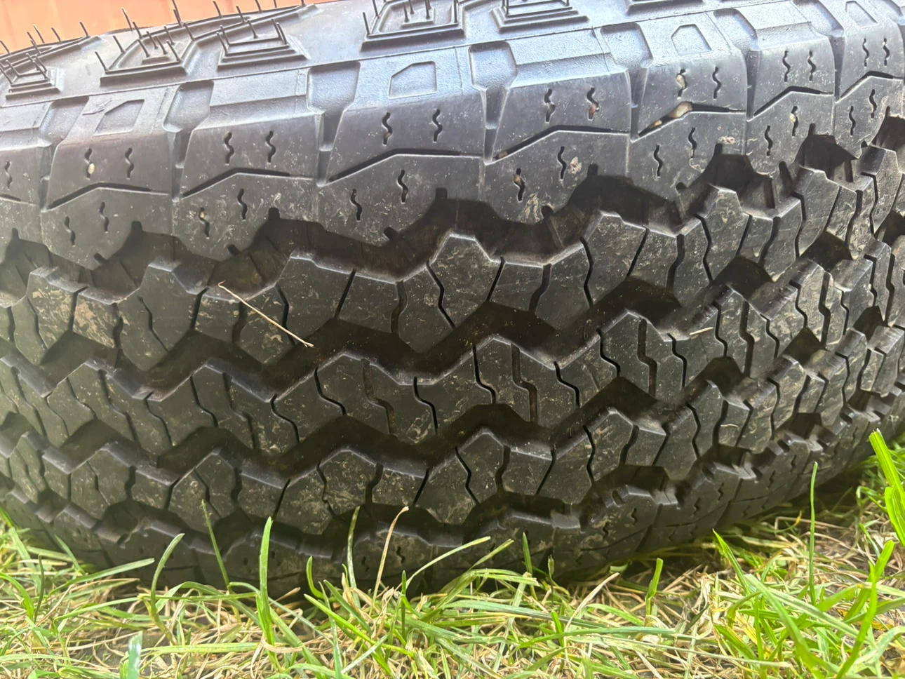Ford ranger all season tires-set of 4 - photo 2