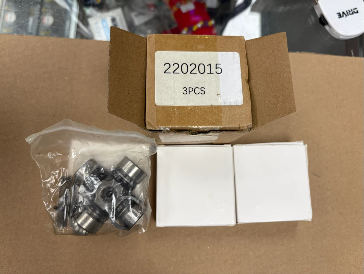 3 Pack 2202015 Prop Shaft U-Joints for Polaris - photo 3