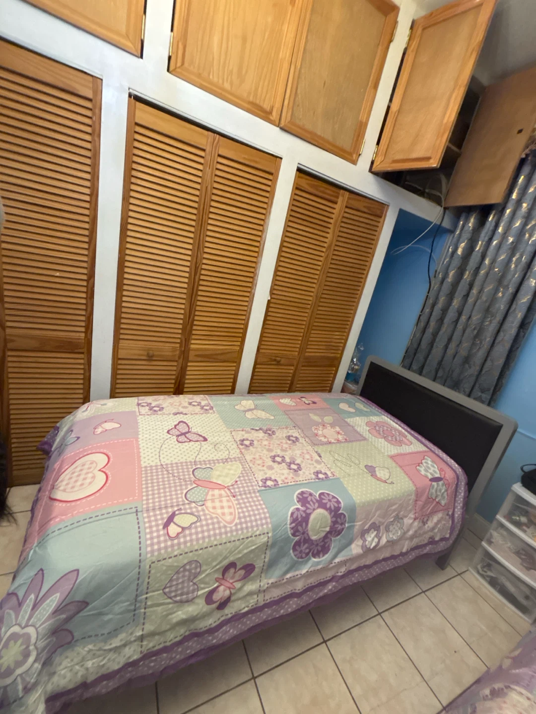 Twin size metal bed frame with headboard - photo 2