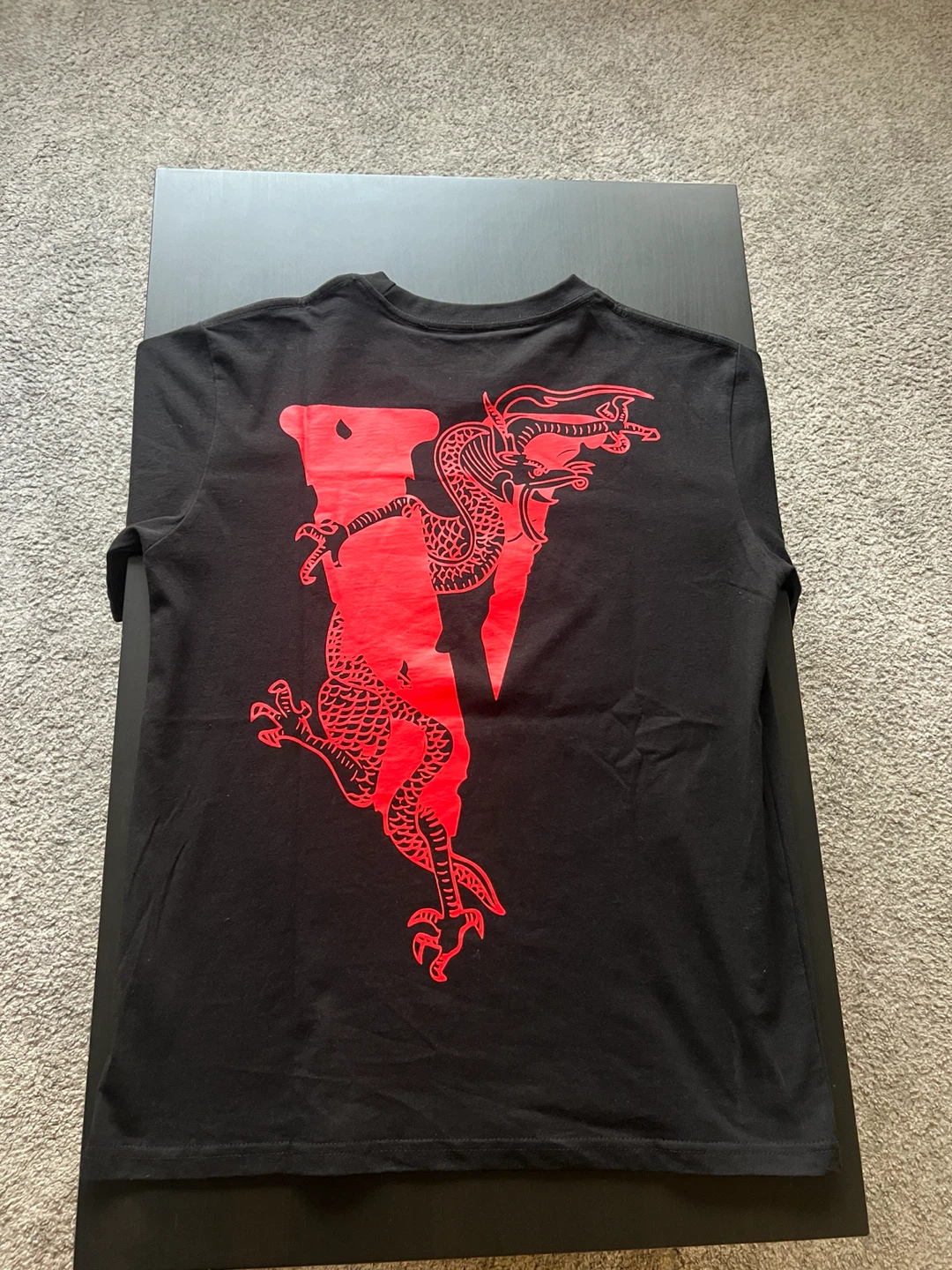 Vlone Black T-Shirt with Dragon Graphic - photo 2