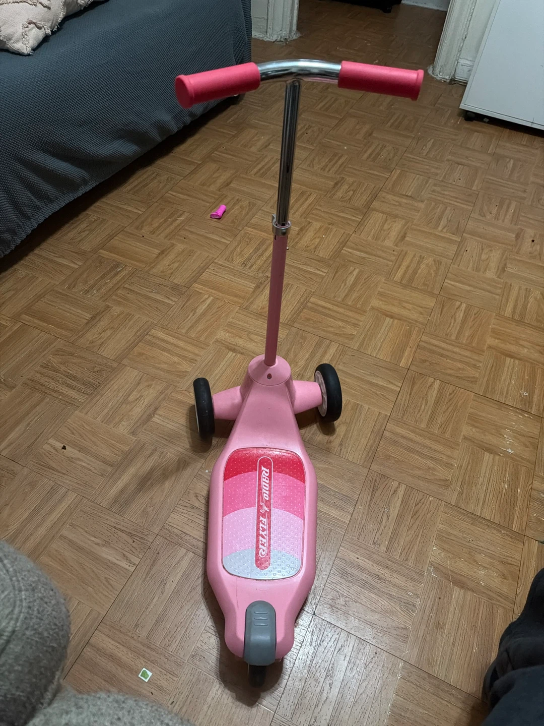 Radio Flyer Pink 3-Wheel Scooter - photo 2