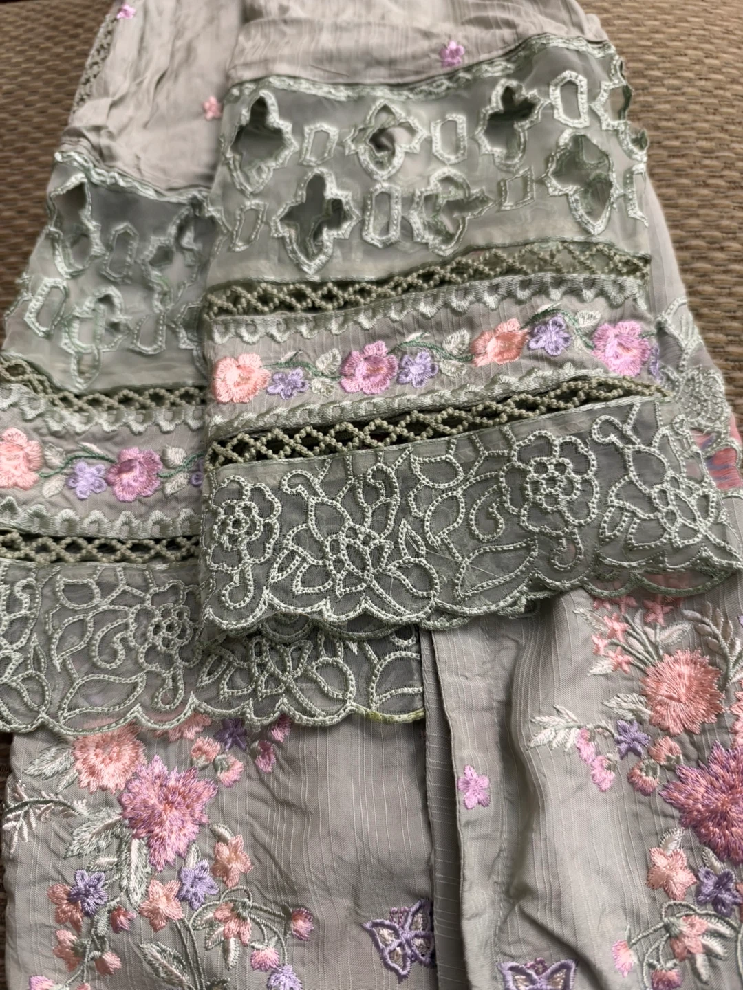 Embroidered Sage Green Floral selwar kamiz