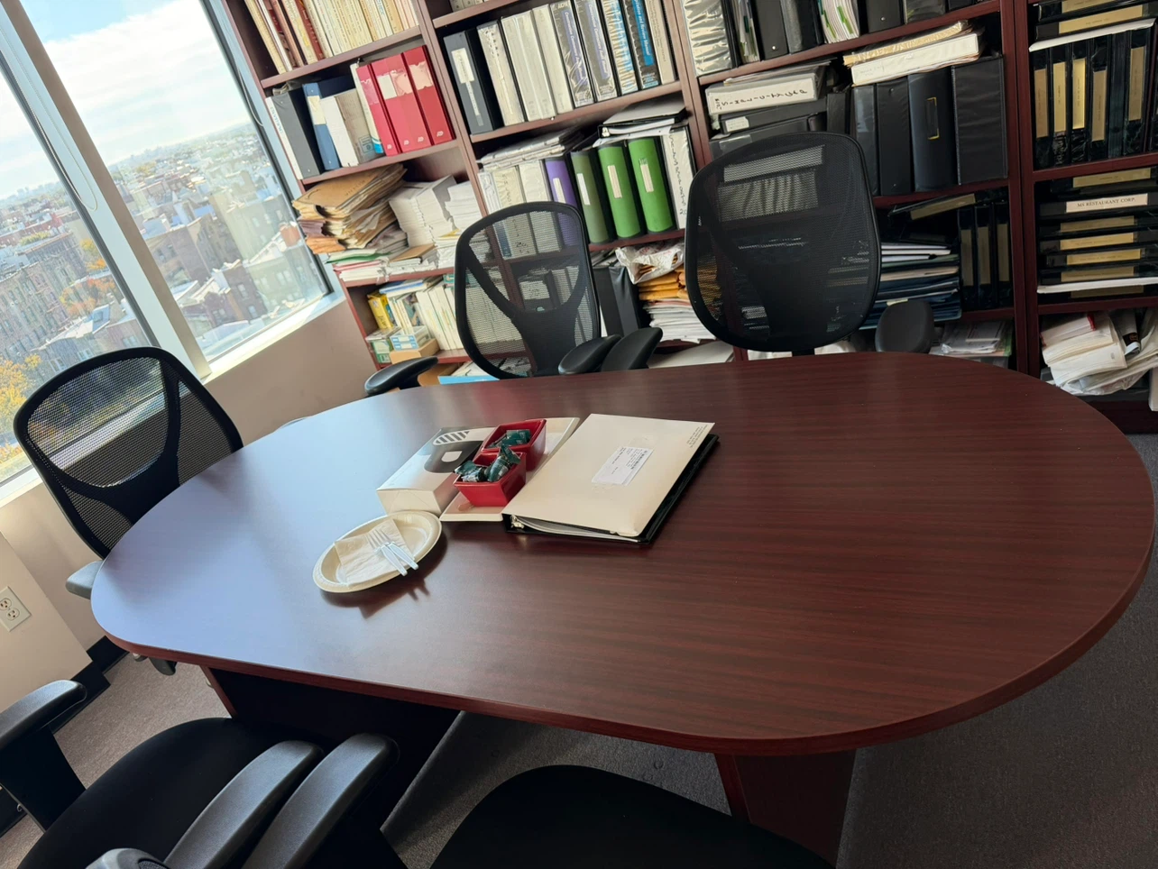 Oval Mahogany Office Conference Table - photo 4