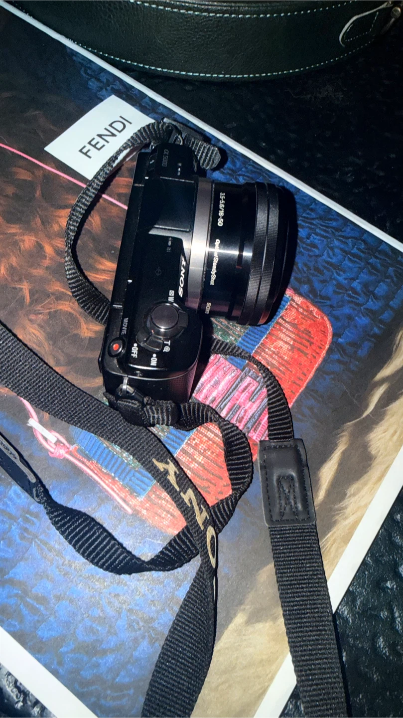 Sony Alpha a5000 Camera with 16-50mm Lens - photo 4