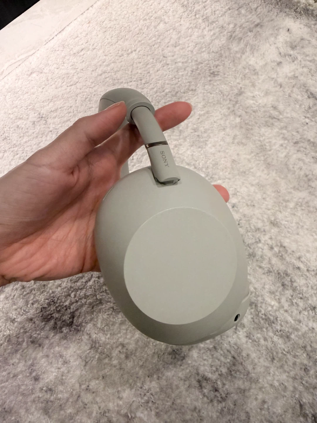 Sony WH-1000XM6 headphones - photo 3