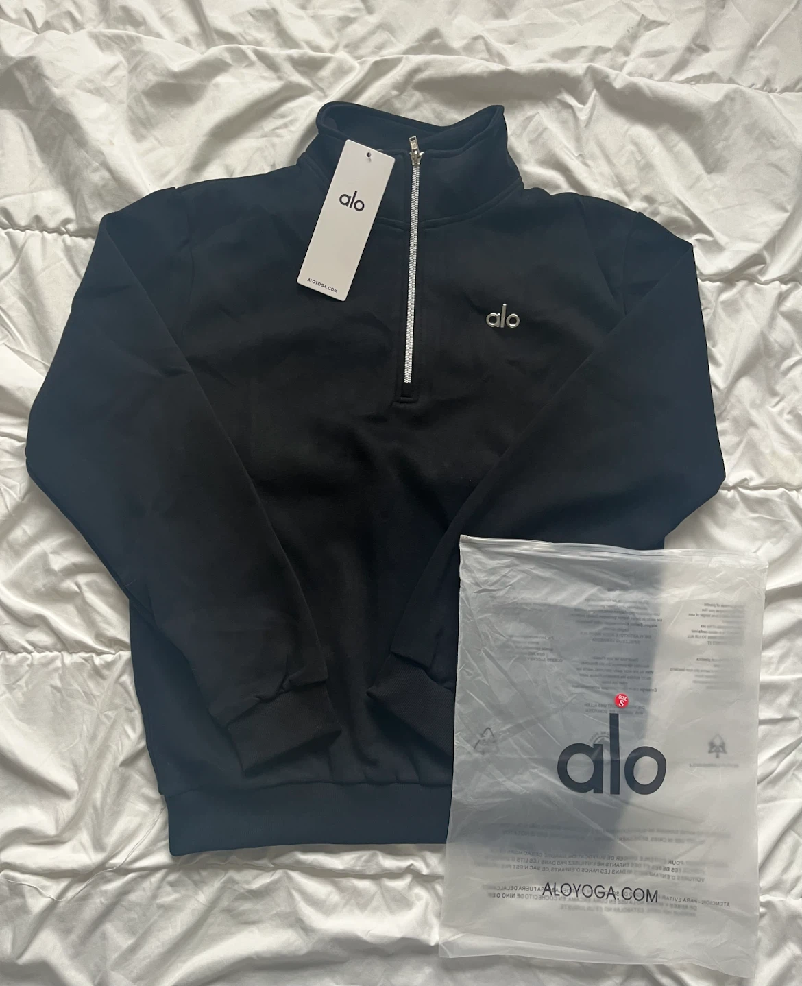 Alo Yoga Black Half-Zip Pullover - Small