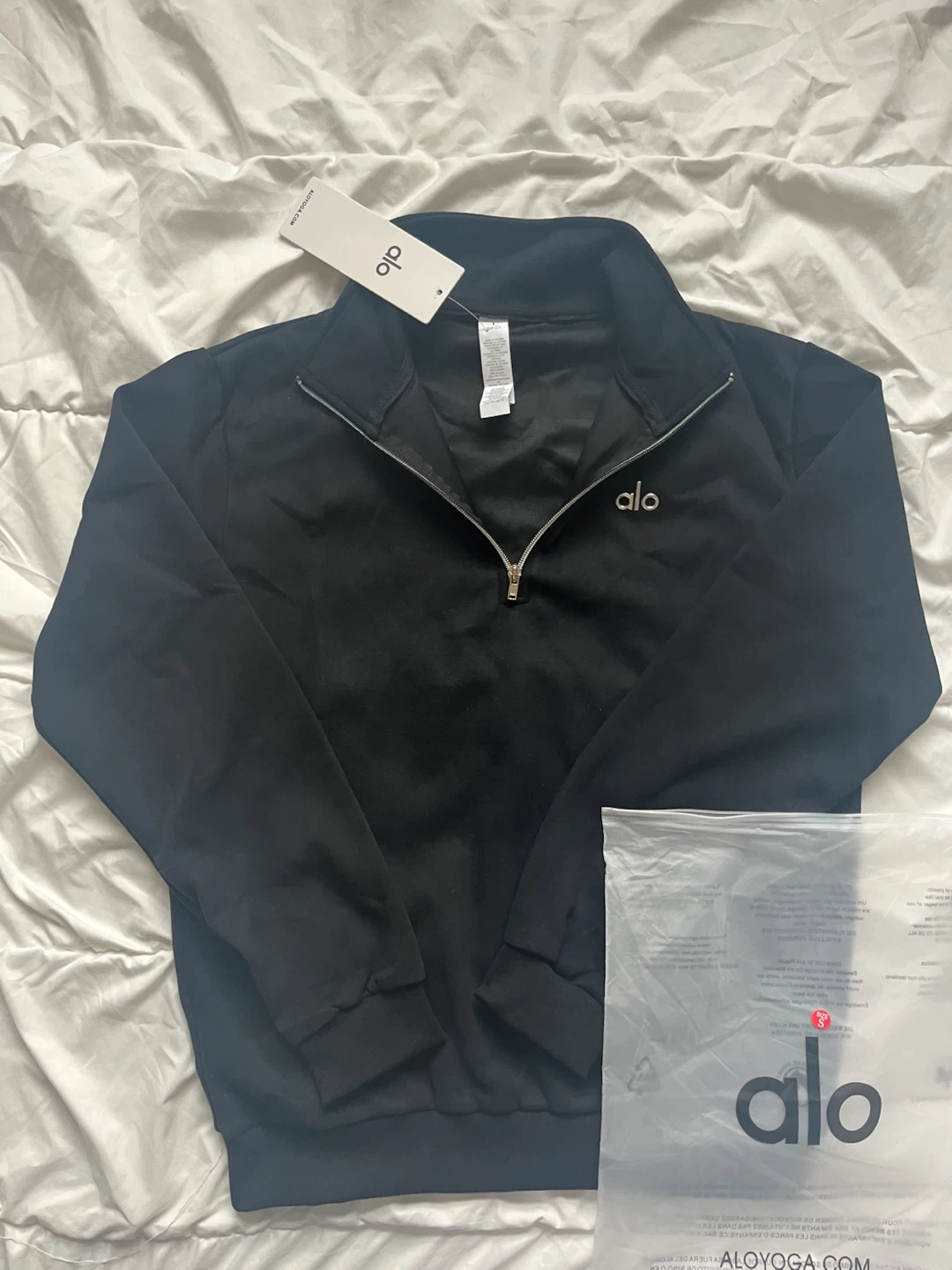Alo Yoga Black Half-Zip Pullover - Small - photo 2
