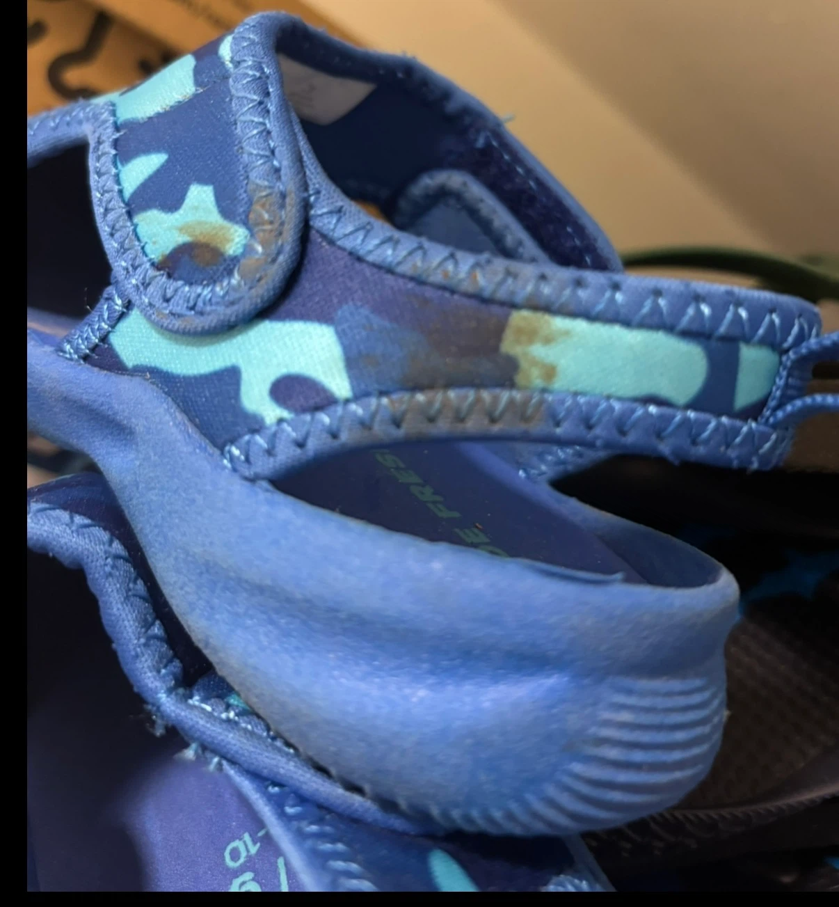 Joe Fresh Kids Blue Camo Water Sandal ~ Size 9/10 - photo 4