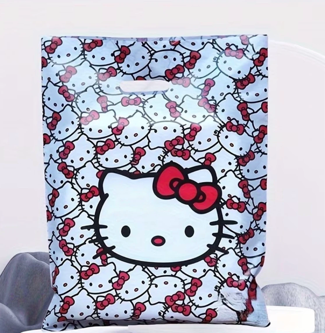 Hello Kitty plastic gift bag 25 pcs for $20