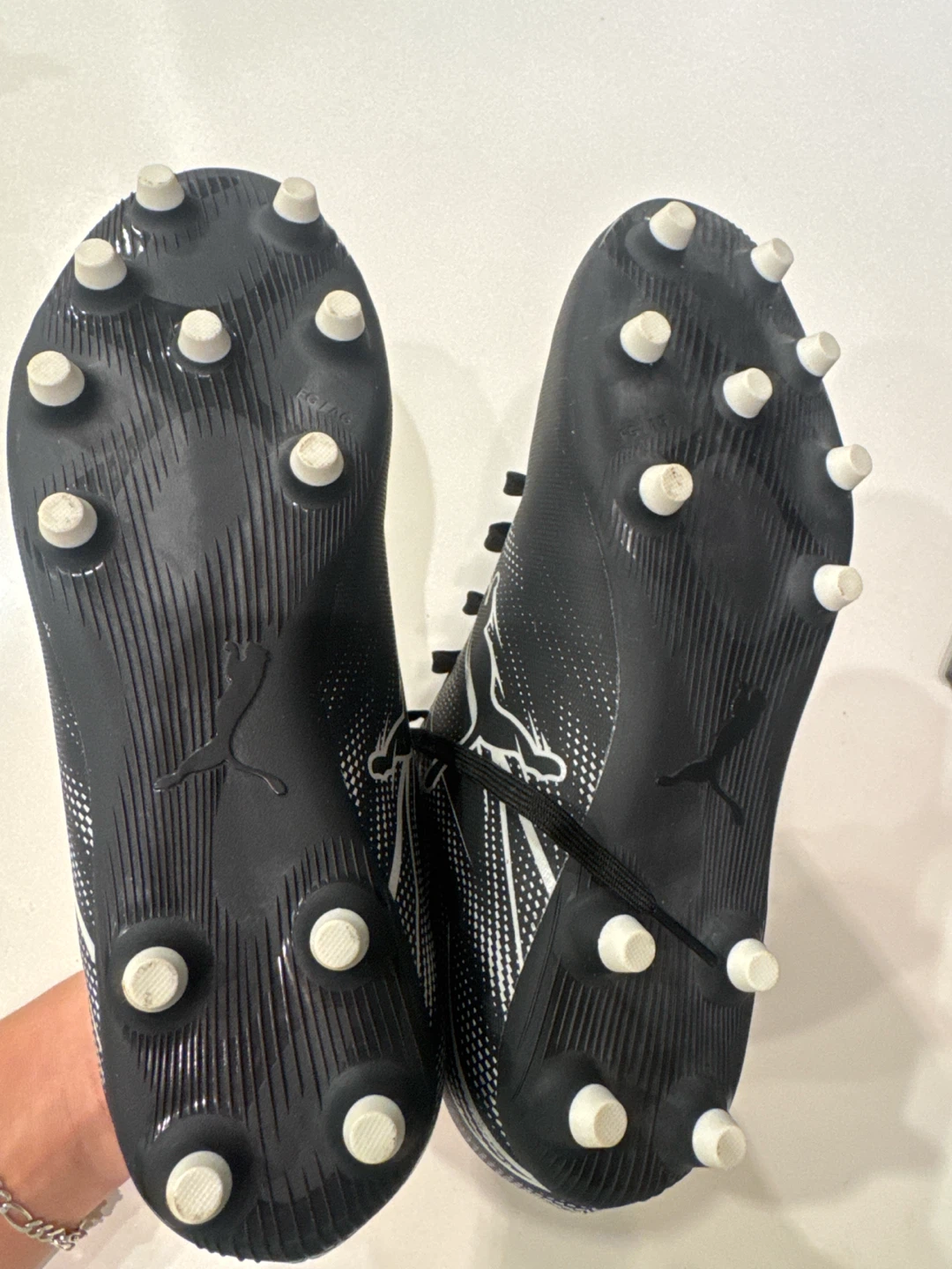 Puma Soccer Cleats Black/White Size 8.5 US - photo 2