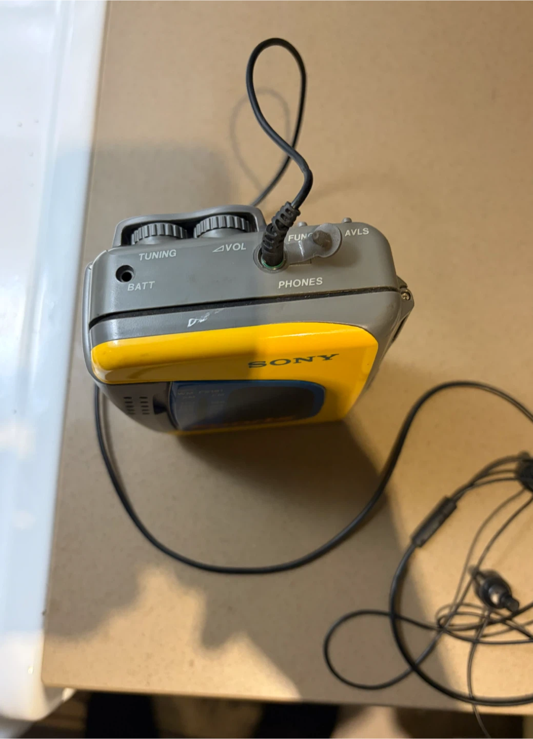 Sony Sports Walkman WM-FS191 Cassette Player - photo 5