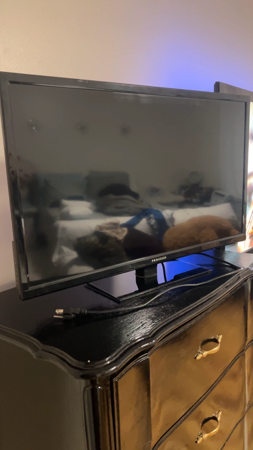 Proscan LED TV - photo 2