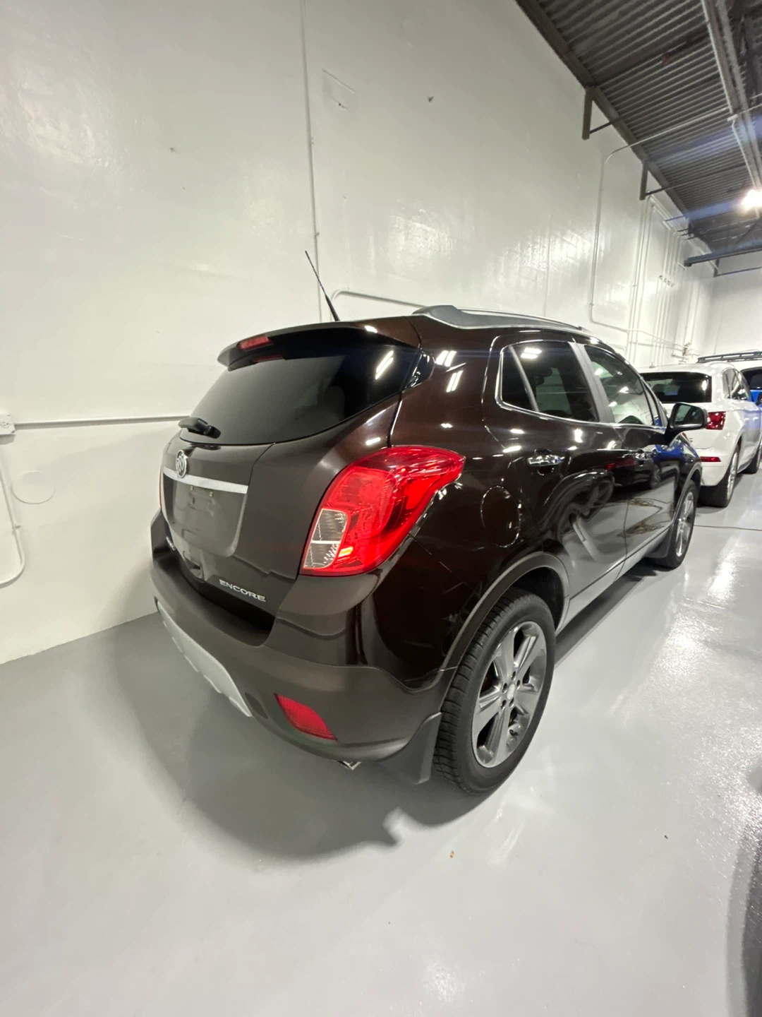 Buick Encore SUV - photo 3